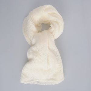 Fular tricotat alb