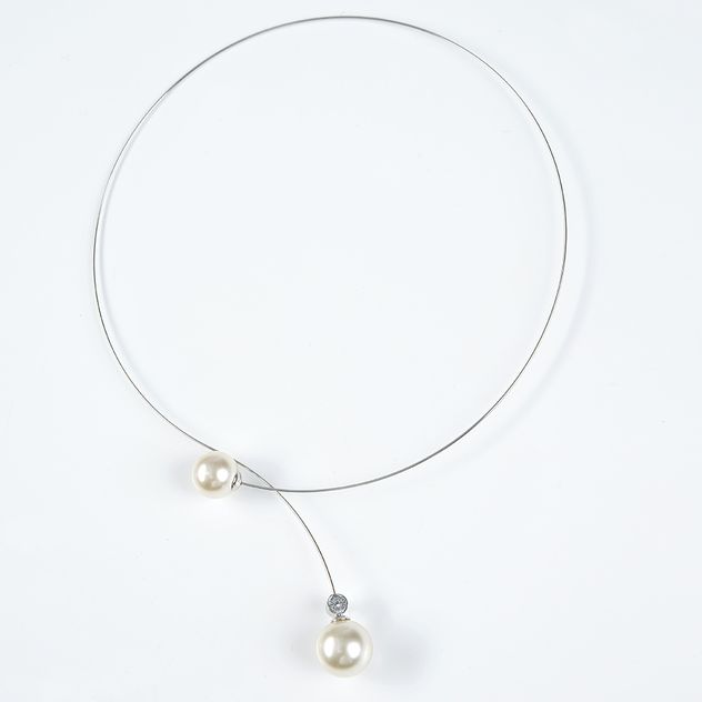 Colier elegant cu perle