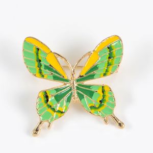 Brosa martisor fluture cu aripi verzi