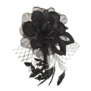 Brosa floare neagra cu pene