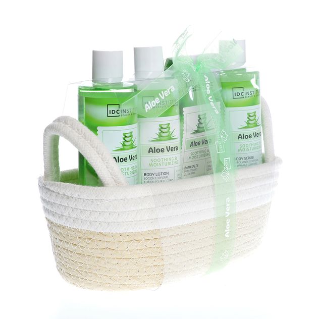 Set 4 produse cosmetice cu Aloe Vera