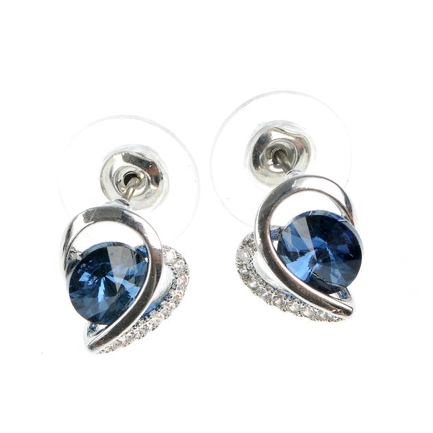 Cercei argintii design inima