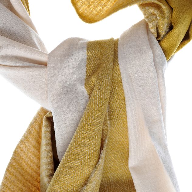 Esarfa groasa galben cu alb