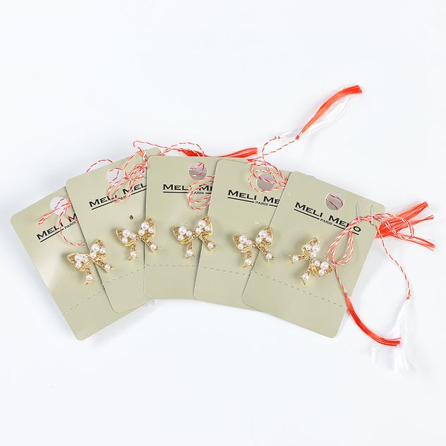 Set 5 brose martisor funde