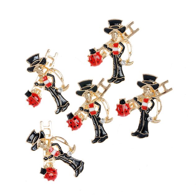 Set 5 brose martisor cosar