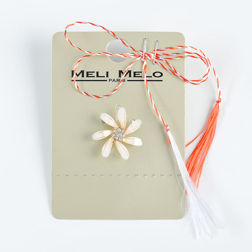 Brosa martisor floare alba - 3 | YEO