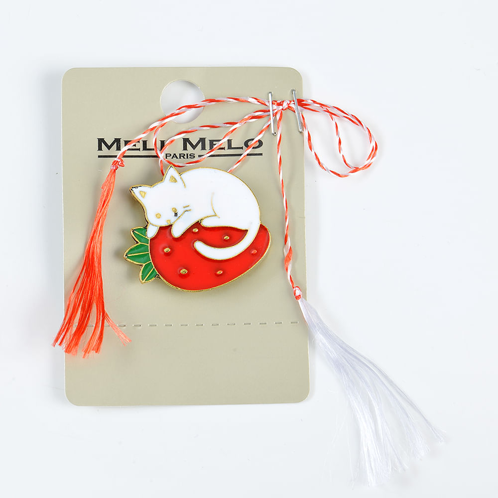 Brosa martisor pisica pe capsuna - 3 | YEO