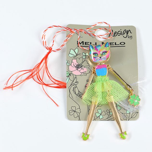 Brosa martisor pisica cu fustita