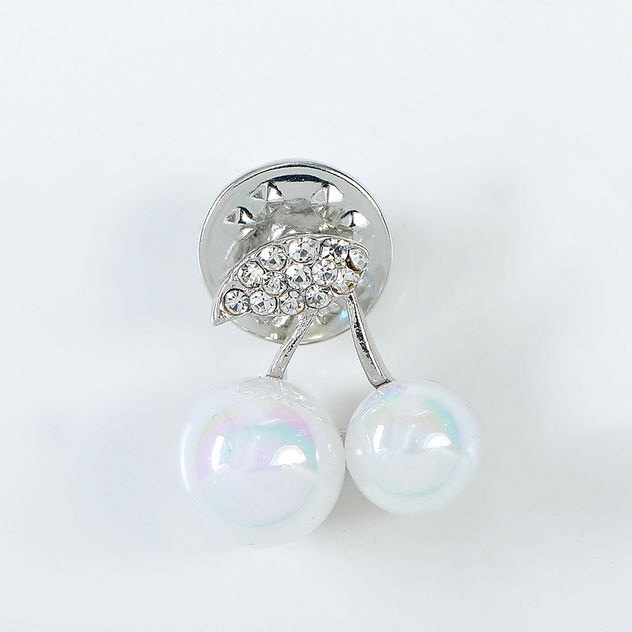 Brosa martisor cirese cu perle albe