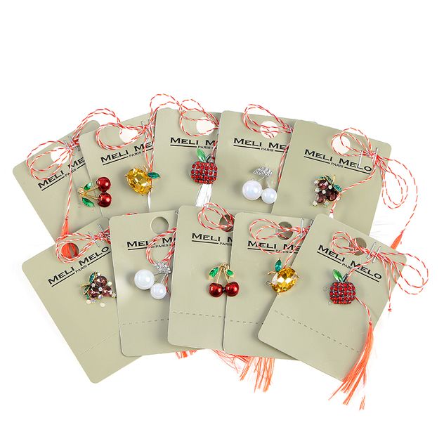 Set 10 brose martisor cu fructe