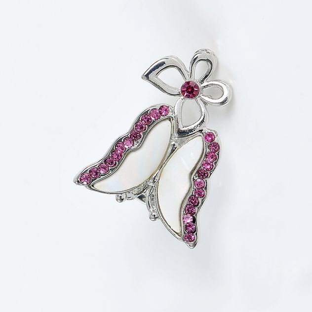 Brosa martisor fluturi cu pietre acrilice roz