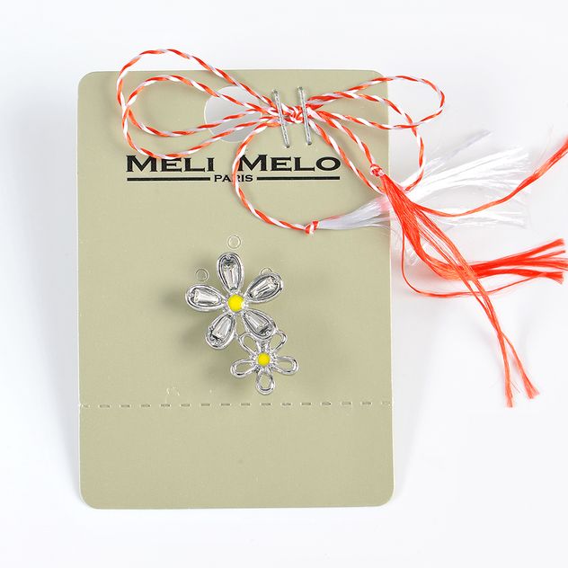Brosa martisor flori argintii