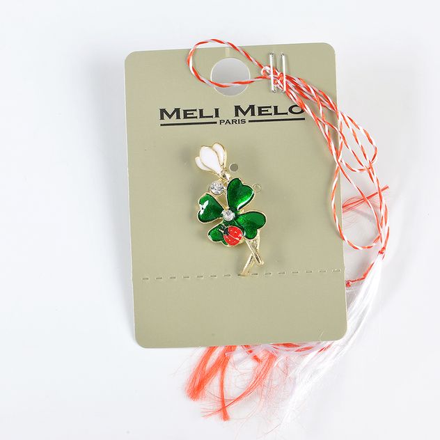 Brosa martisor floare cu buburuza