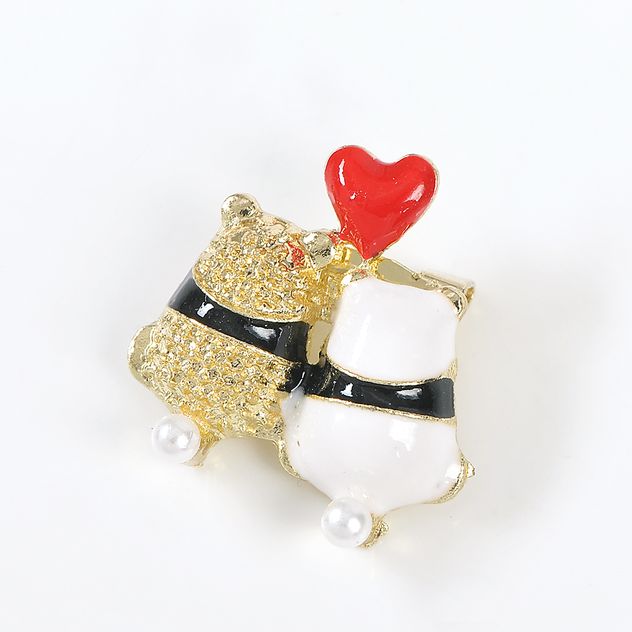 Brosa martisor doi indragostiti
