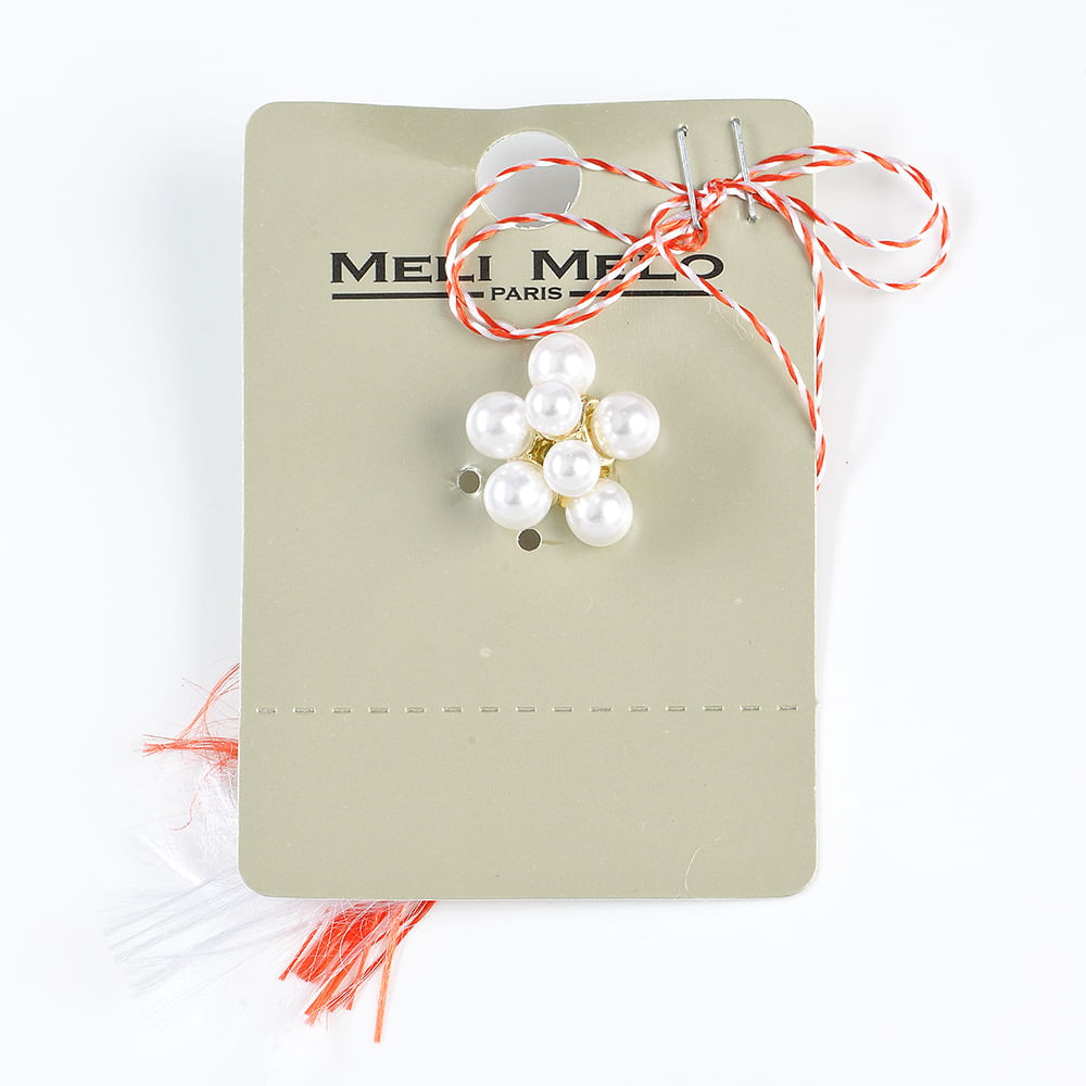 Brosa martisor floare din perle albe - 3 | YEO