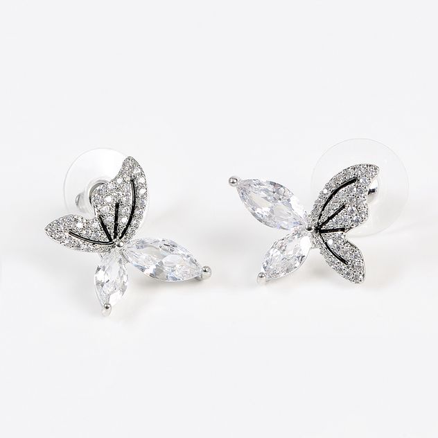 Cercei eleganti fluturi  argintii