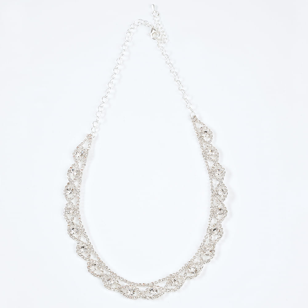 Colier elegant argintiu la baza gatului - 2 | YEO