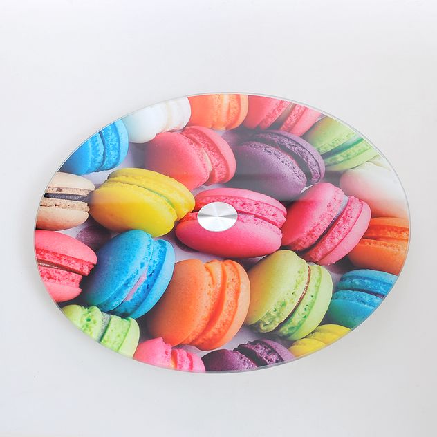 Platou rotativ cu macarons