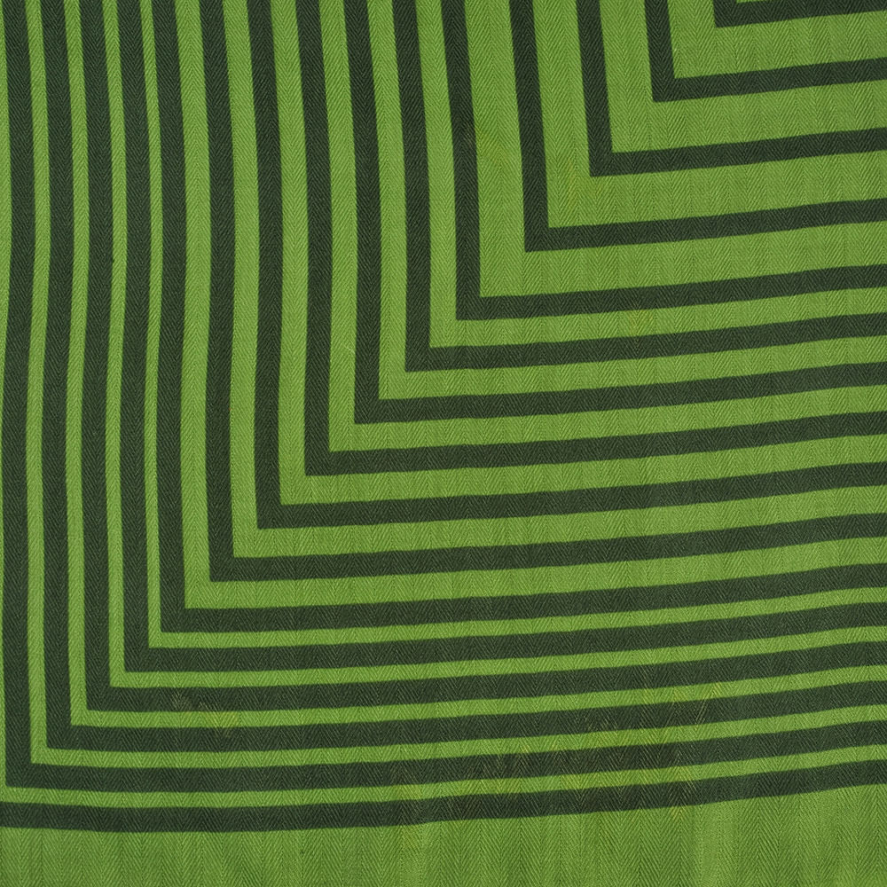 Esarfa patrata in nunate de verde - 2 | YEO