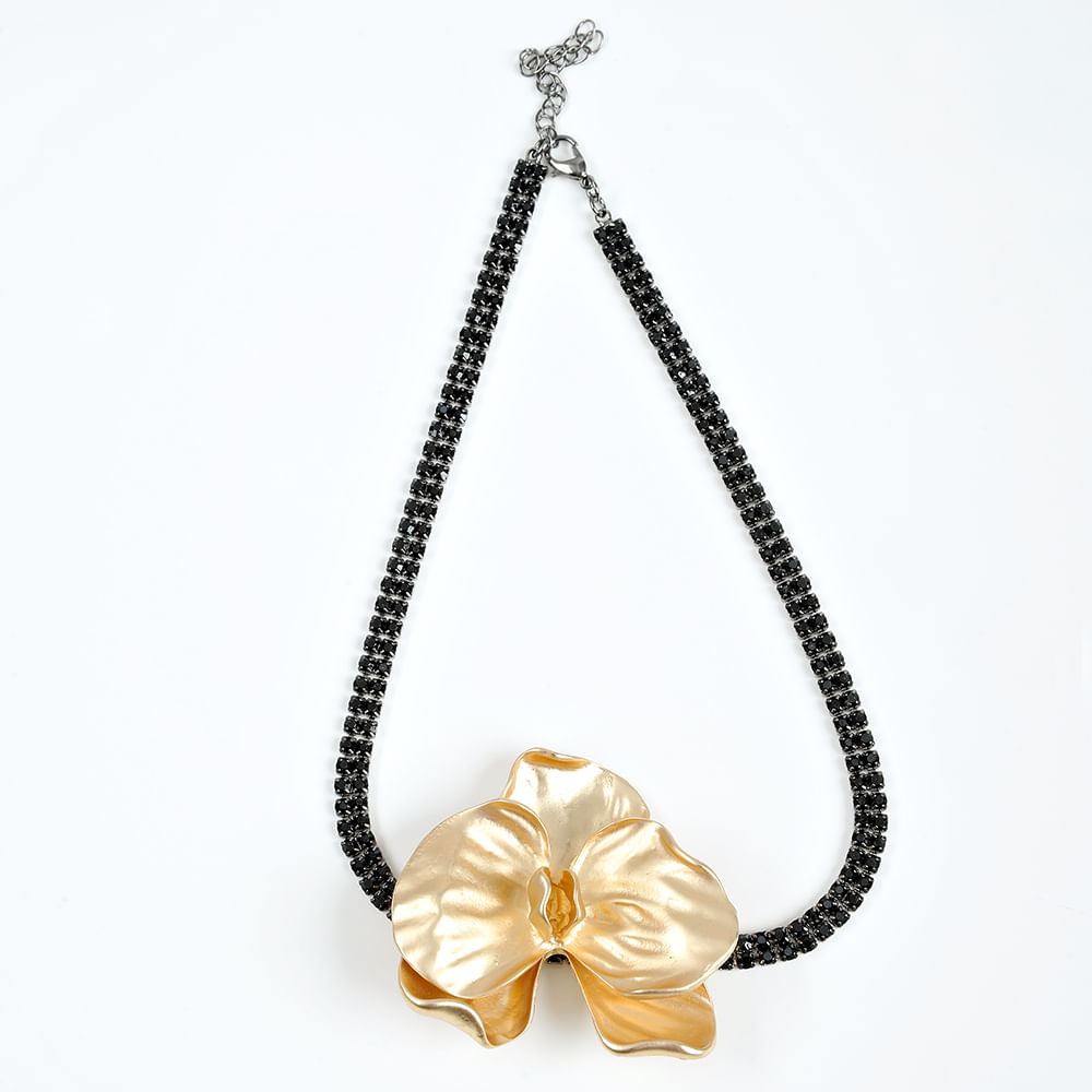 Colier negru cu floare aurie