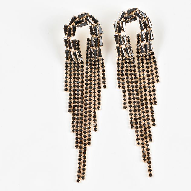 Cercei lungi aurii cu franjuri negri