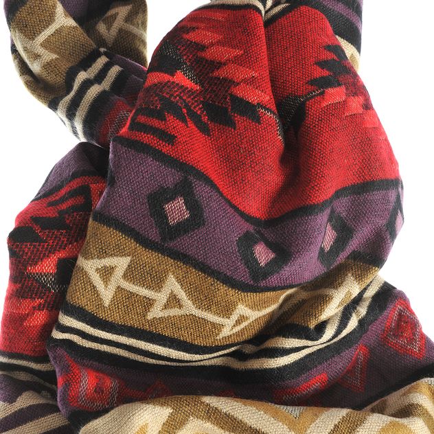 Esarfa boho cu model geometric si accente tribale