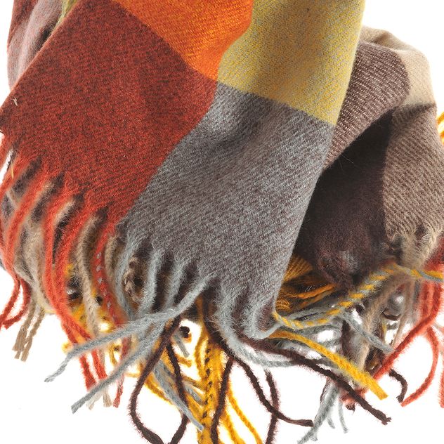 Esarfa groasa in carouri multicolore