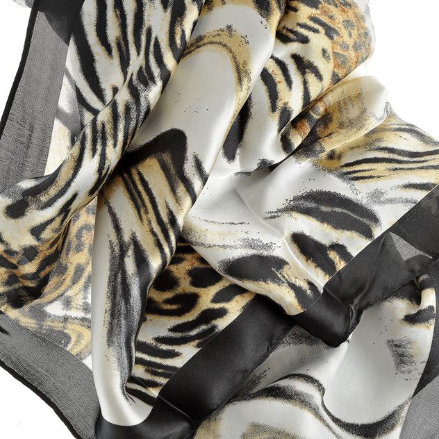 Esarfa eleganta cu model animal print