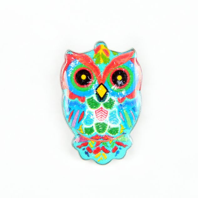 Brosa martisor bufnita multicolora