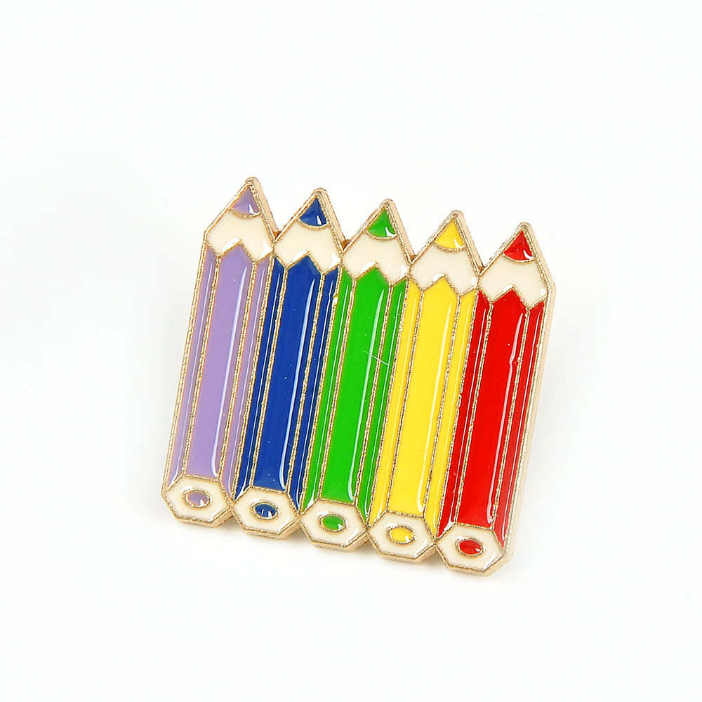 Brosa martisor creioane colorate