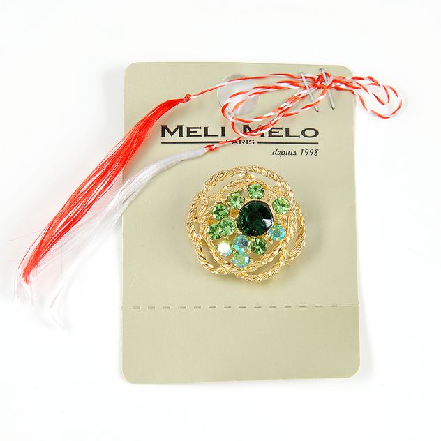 Brosa martisor floare aurie cu pietre verzi
