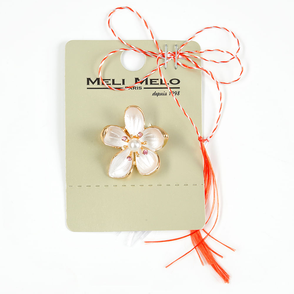 Brosa martisor floare cu petale albe si pietre roz - 1 | YEO