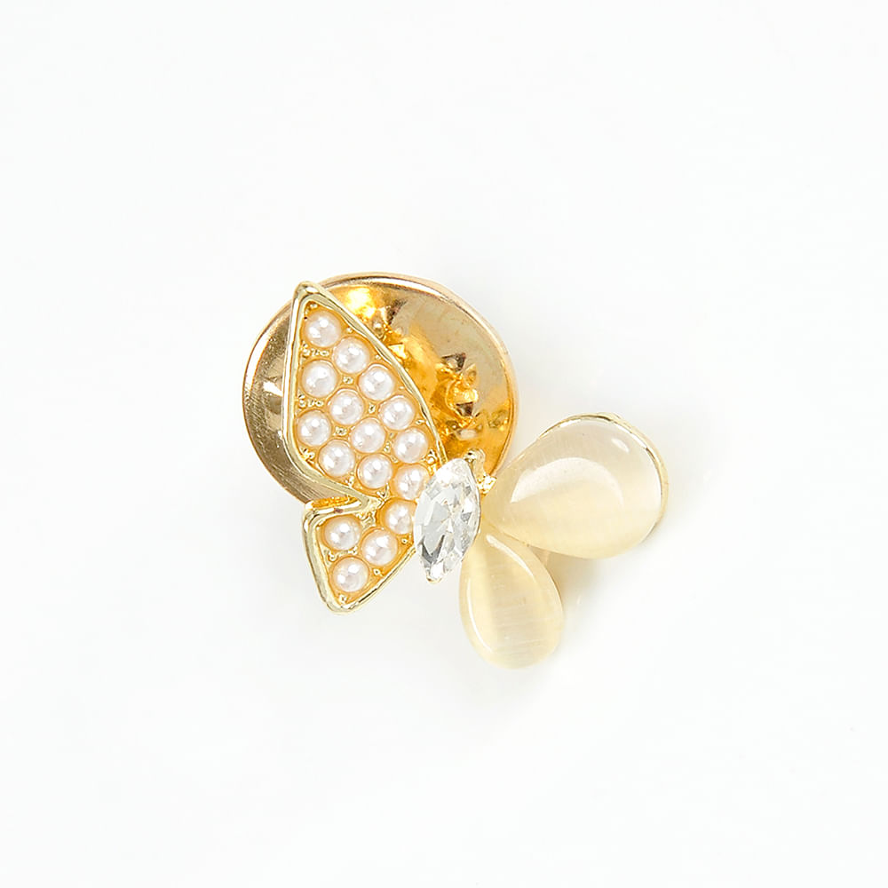 Brosa martisor fluture cu perle mici albe - 2 | YEO