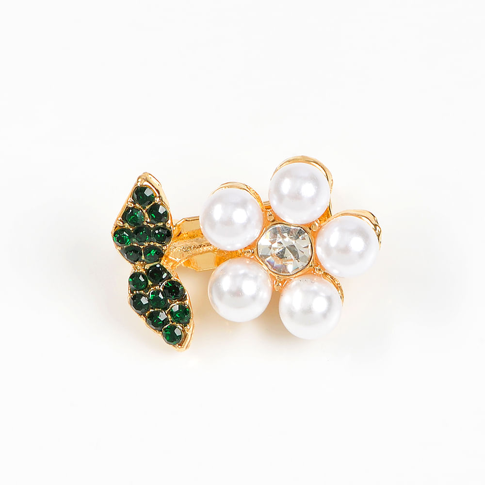 Brosa martisor floare alba cu petale verzi - 2 | YEO