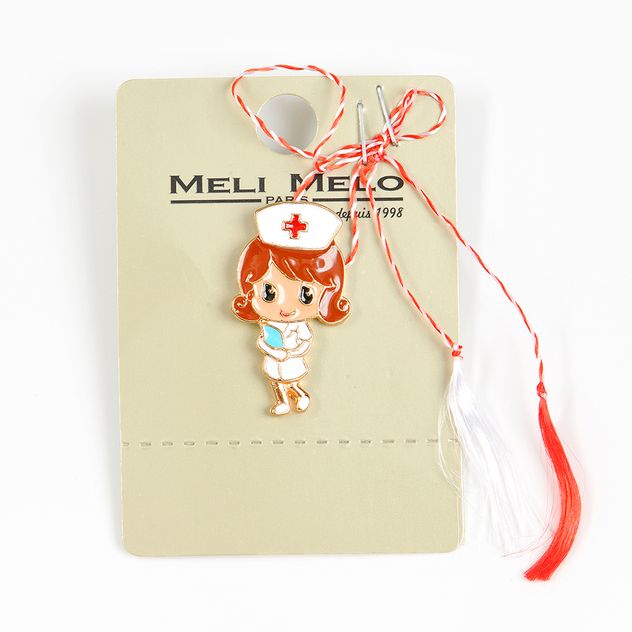 Brosa martisor asistenta medicala