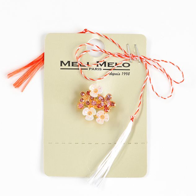 Brosa martisor cu flori albe si mov