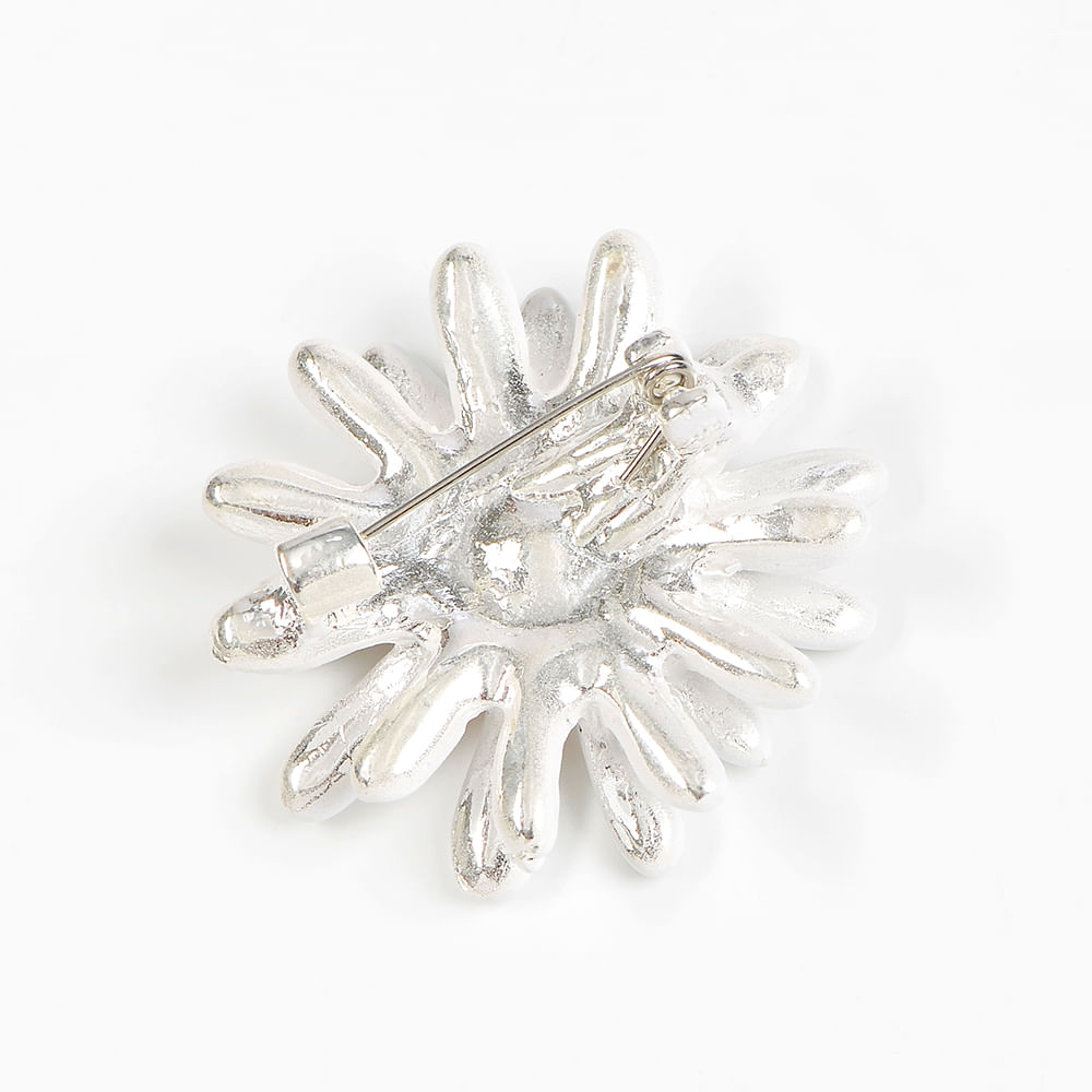 Brosa martisor floare margareta alba - 3 | YEO
