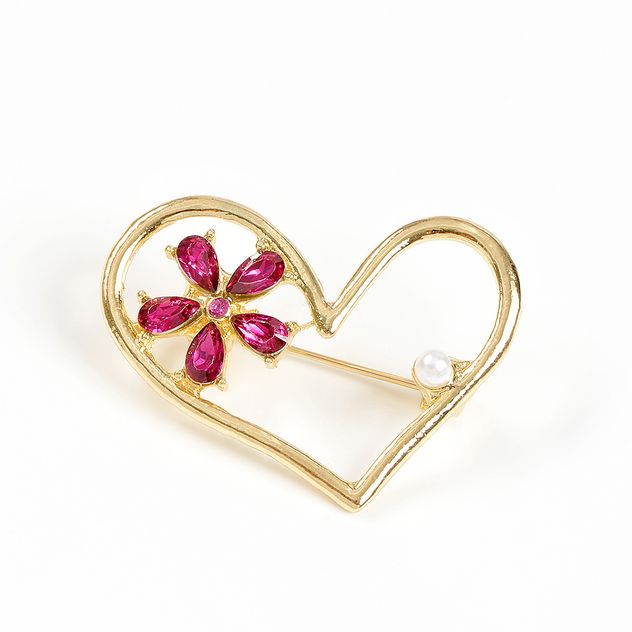 Brosa martisor inima cu floare mov