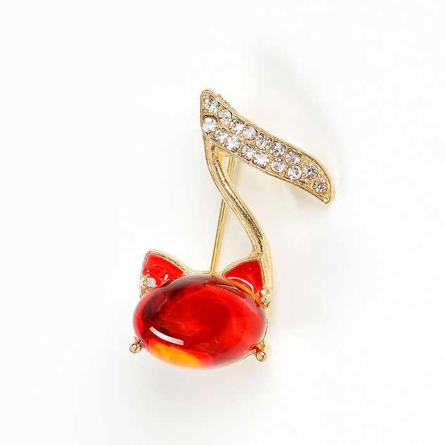 Brosa martisor nota muzicala