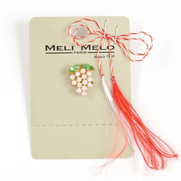 Brosa martisor strugure cu perle albe