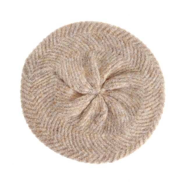 Caciula bej tricotata