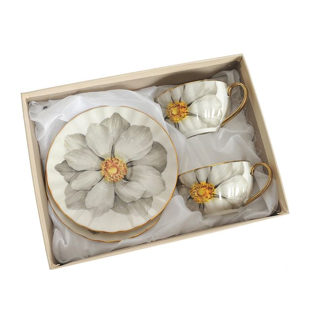 Set 2 cesti cu farfurii si model floral in relief
