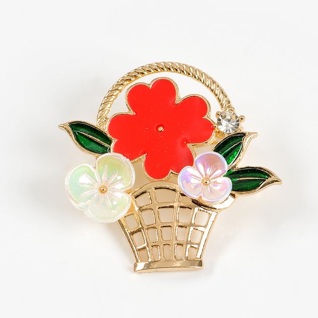 Brosa martisor  cos cu flori