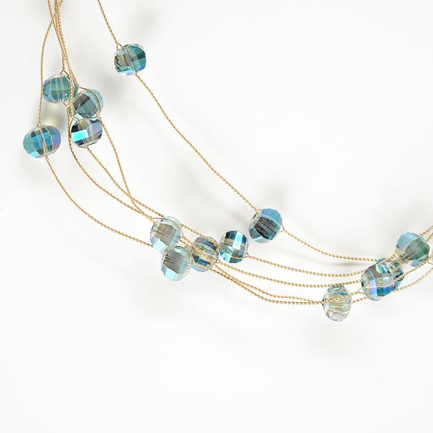 Colier delicat cu margele albastre