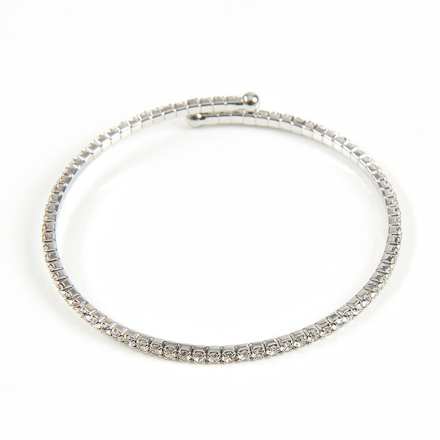 Bratara delicata cu pietre stralucitoare