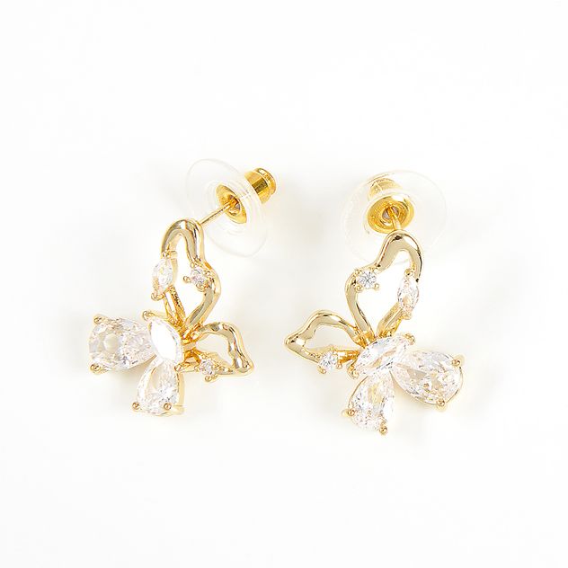 Cercei fluture cu pietre stralucitoare