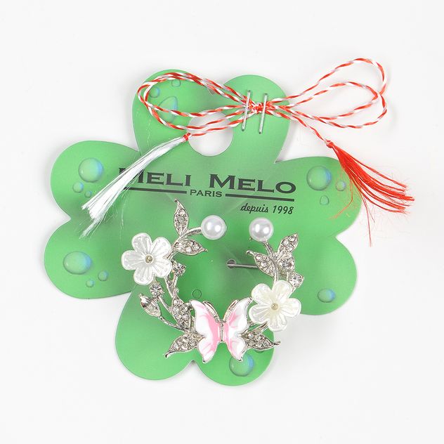 Brosa martisor coronita cu flori si fluturi albi