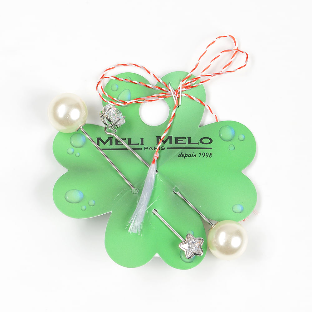 Brosa martisor cu perle albe - 1 | YEO