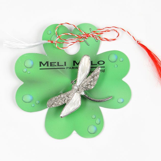 Brosa martisor libelula cu aripi albe
