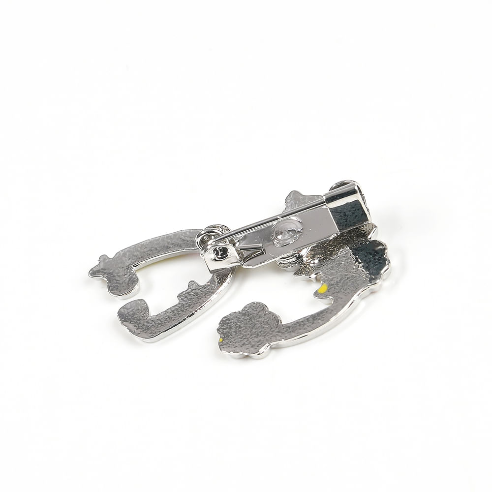Brosa martisor stetoscop cu flori - 4 | YEO